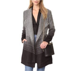 BB DAKOTA LONG JACKET SIZE XSMALL